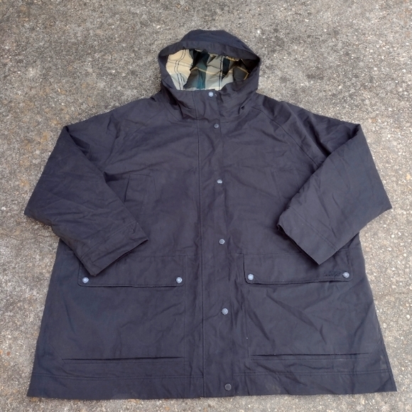 Barbour Beadnell Coat Waterproof Hooded Tartan Lined Black Jacket NWOT - Picture 2 of 11